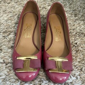 - Authentic Ferragamo real leather shoes